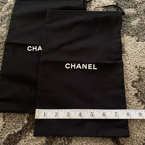 Chanel Dust Bags - Picture 2 of 3